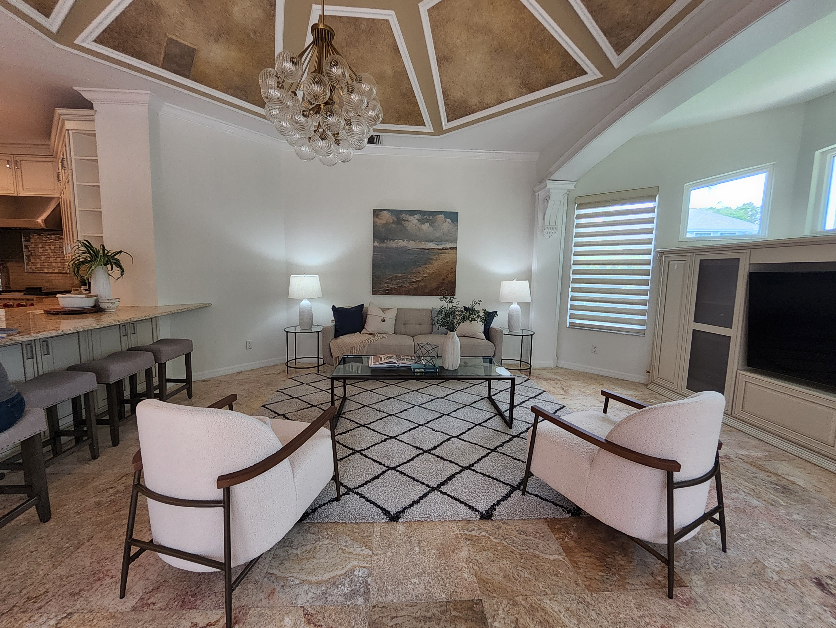 Tampa Brewster Interior View 11